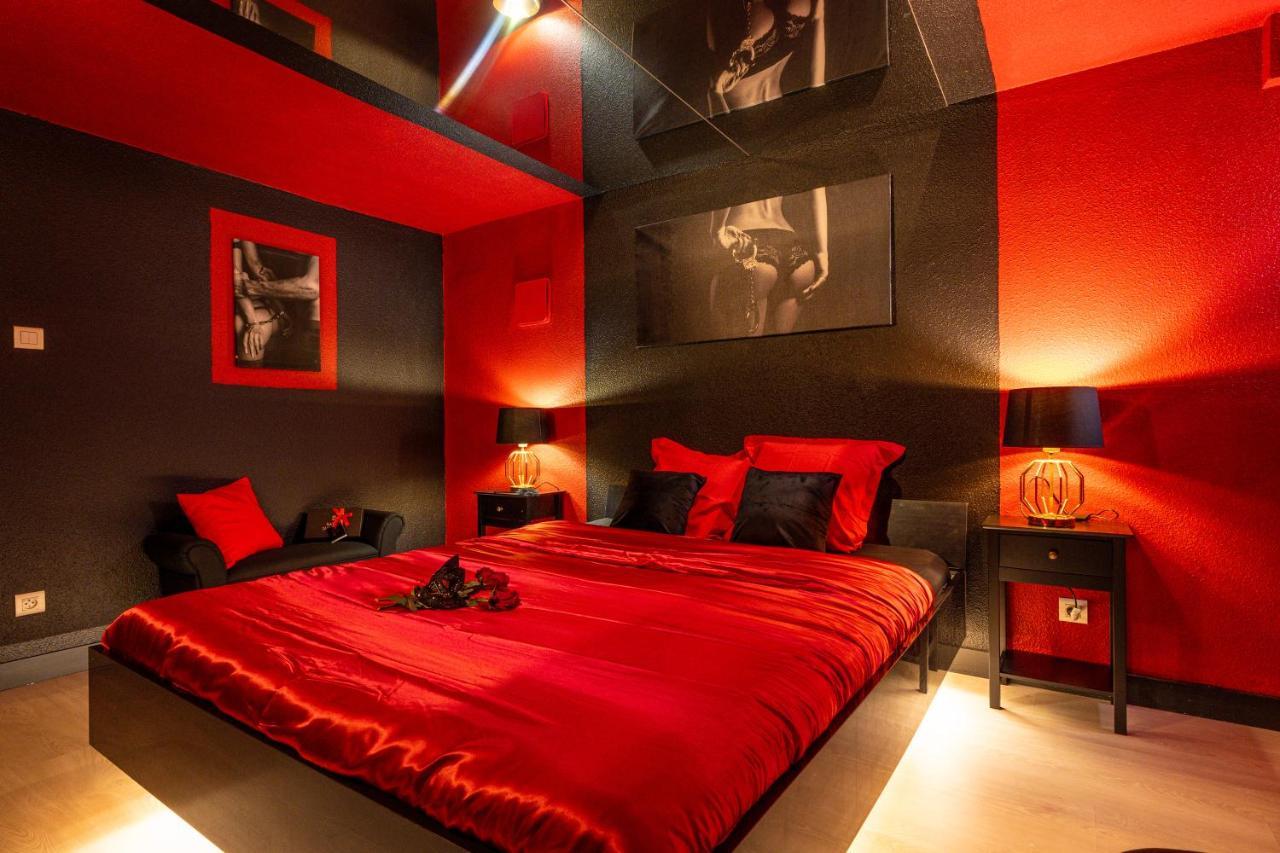 Cocon Sensuel - 50 Nuances - Les Cocons De Nath Apartment Montbeliard Exterior photo