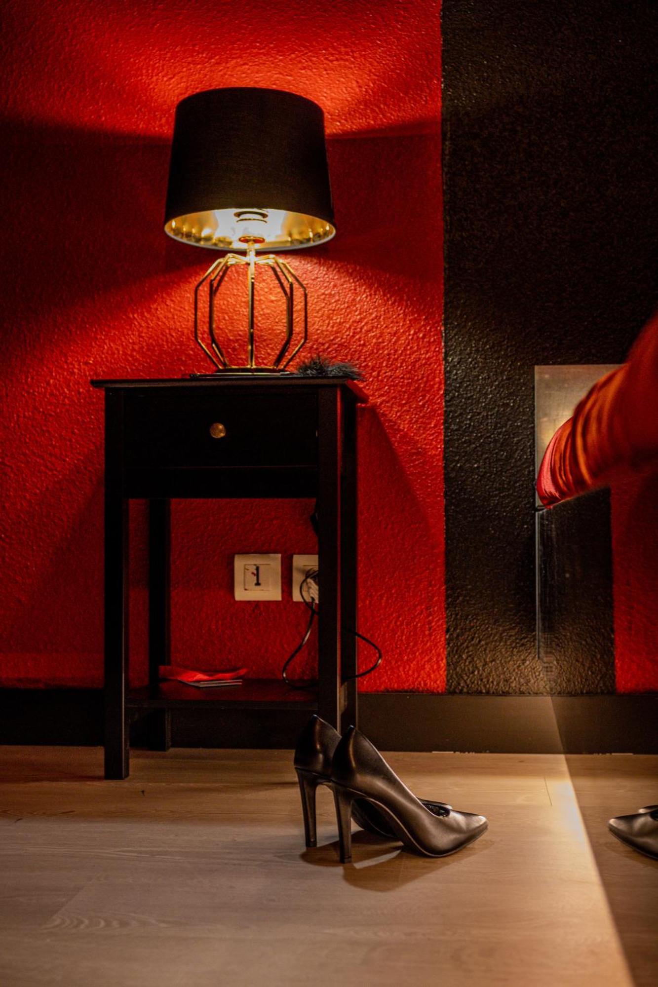 Cocon Sensuel - 50 Nuances - Les Cocons De Nath Apartment Montbeliard Exterior photo